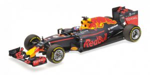 Red Bull Racing Tag-Heuer RB12 #3 Daniel Ricciardo 2016