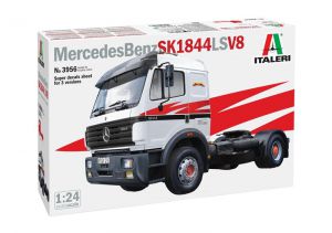 Model plastikowy Mercedes Benz SK 1844 LS V8 1/24