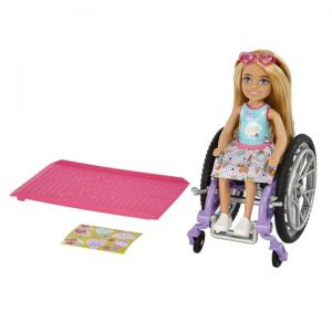 Lalka Barbie Chelsea na wózku blond włosy HGP30